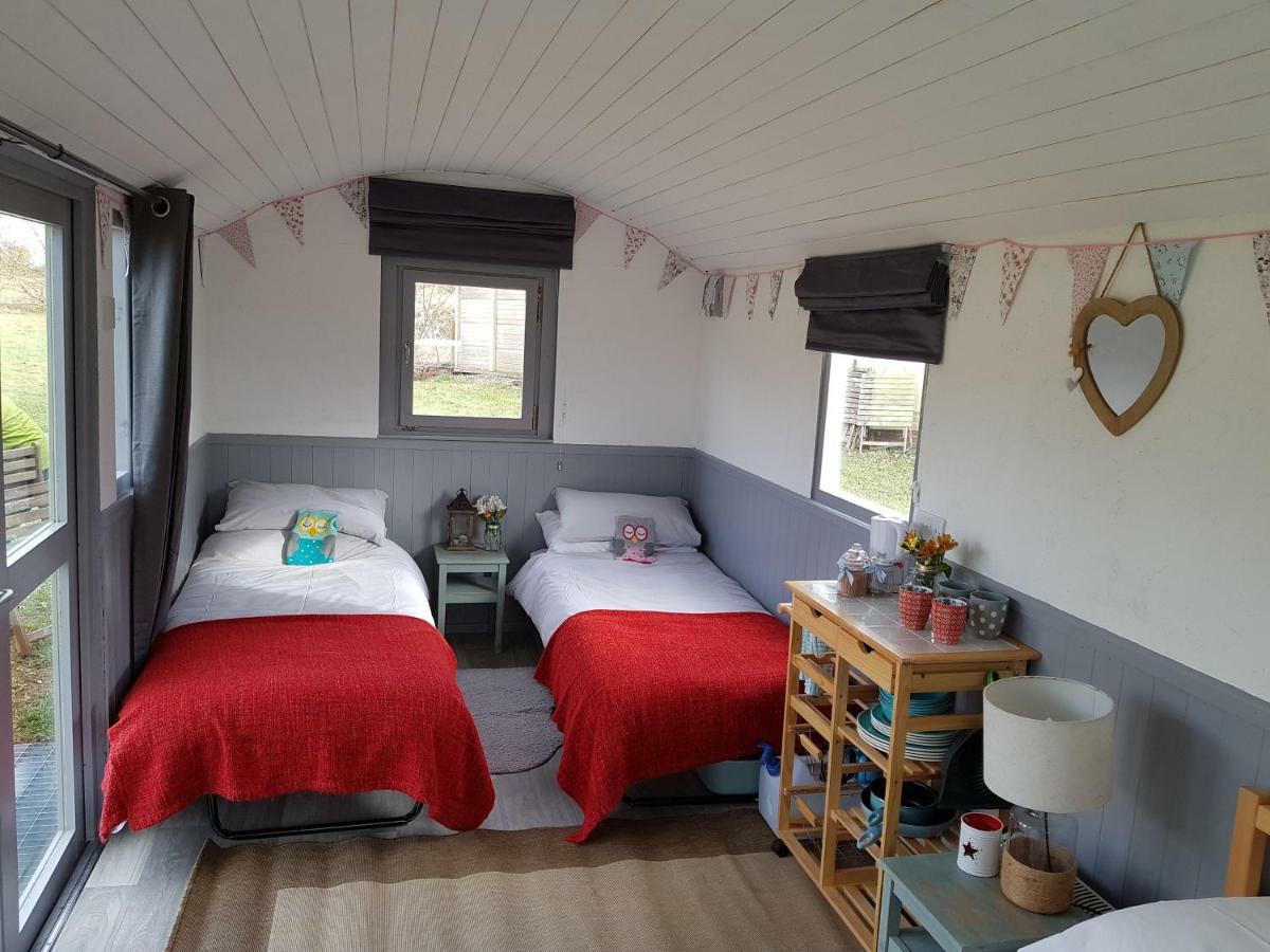 Acorn Camping And Caravan Park Llantwit Major Exterior photo