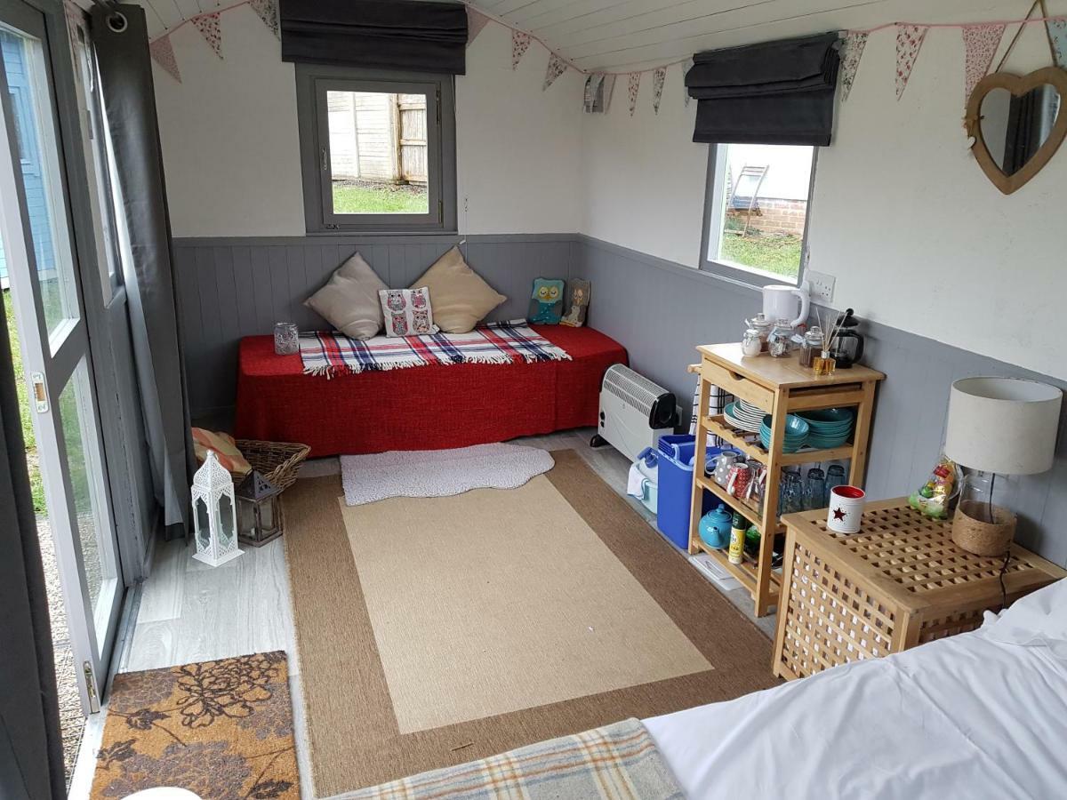 Acorn Camping And Caravan Park Llantwit Major Exterior photo
