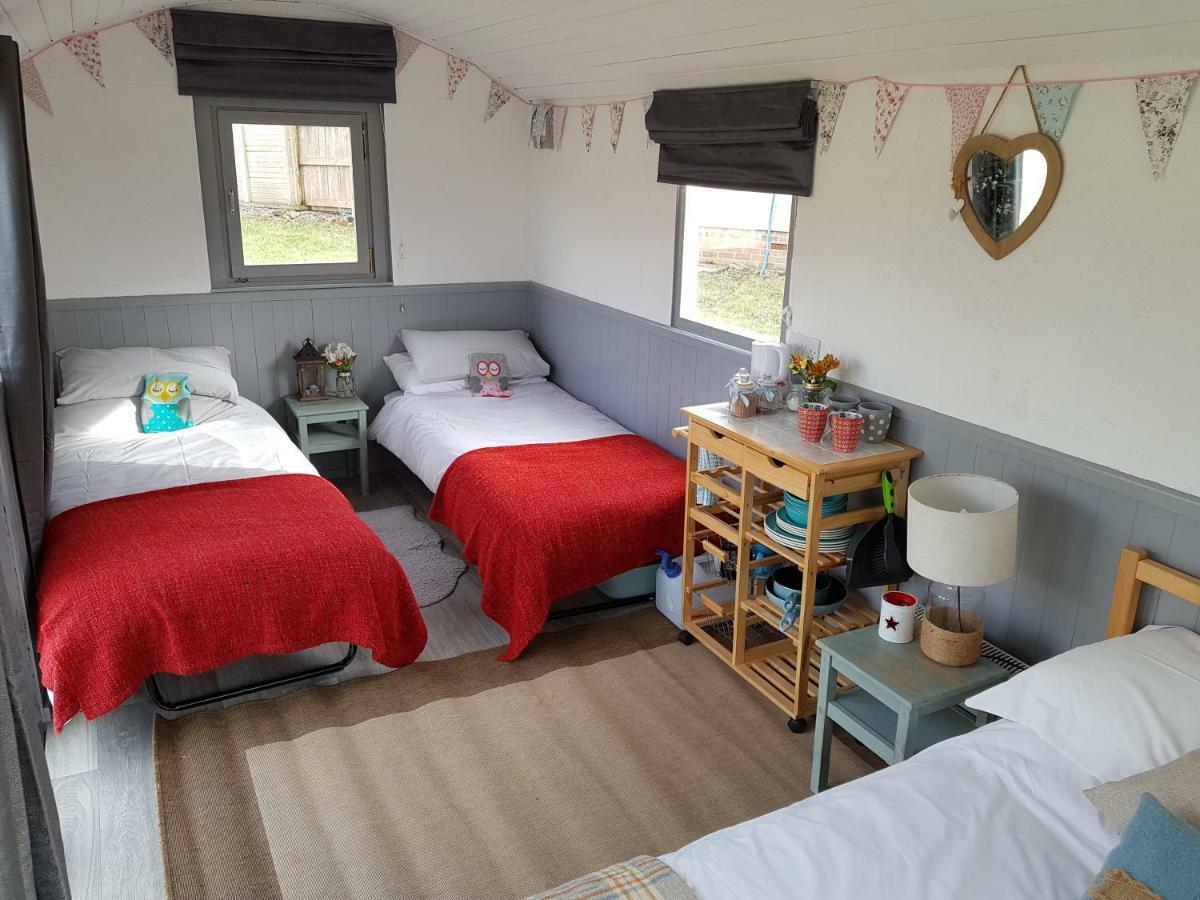 Acorn Camping And Caravan Park Llantwit Major Exterior photo