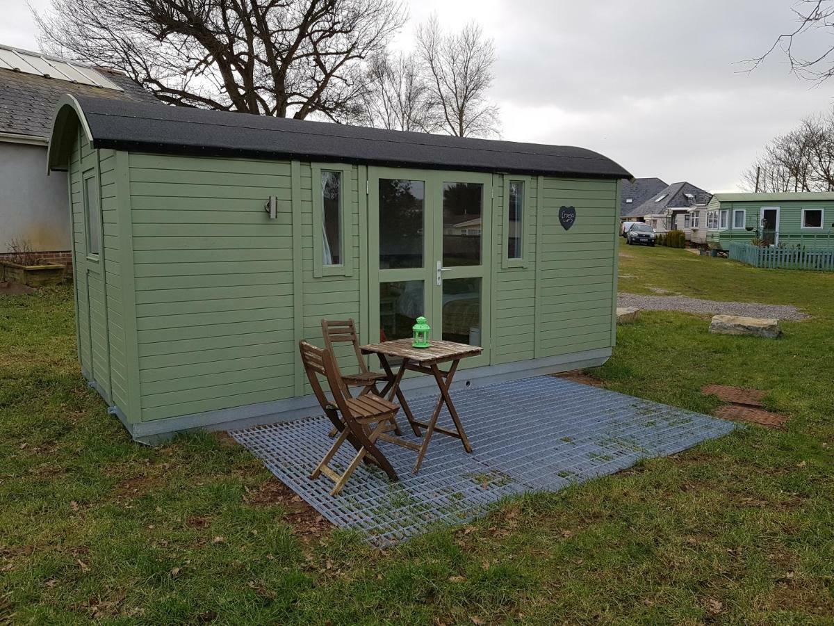 Acorn Camping And Caravan Park Llantwit Major Exterior photo